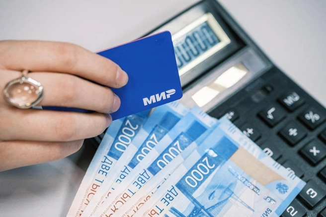 Респонденты в возрасте от 35 до 45 лет реже жертвуют доходом | Источник: Булат Салихов / UFA1.RU