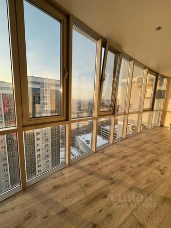 Квартиру с такими окнами можно снять за 25 тысяч рублей в месяц | Источник: cian.ru