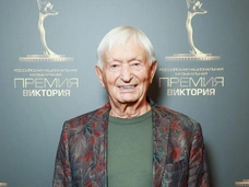 Молодые жены, лечение в Израиле, участие в «Голос. 60+». Николаю Агутину — 90