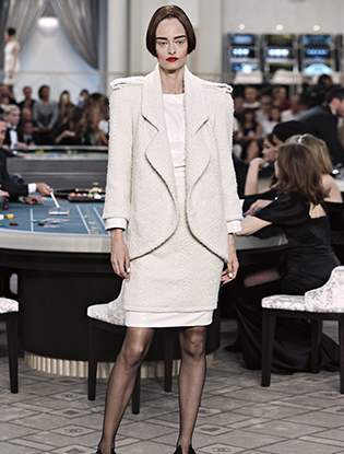 Неделя Высокой моды в Париже: Chanel FW2015/16