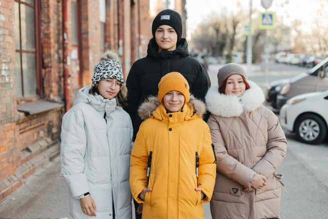 В наличии шапки разных моделей и оттенков | Источник: Ксения Зимина