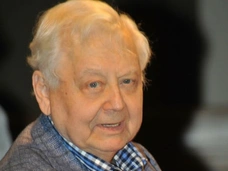 Андрей Финягин: «Олег Табаков отказался продлевать с труппой контракт после смерти Олега Ефремова»