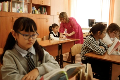 Stepa Learns by Touch, Liliya Dances in Half-Light: A Day at a School for the Blind