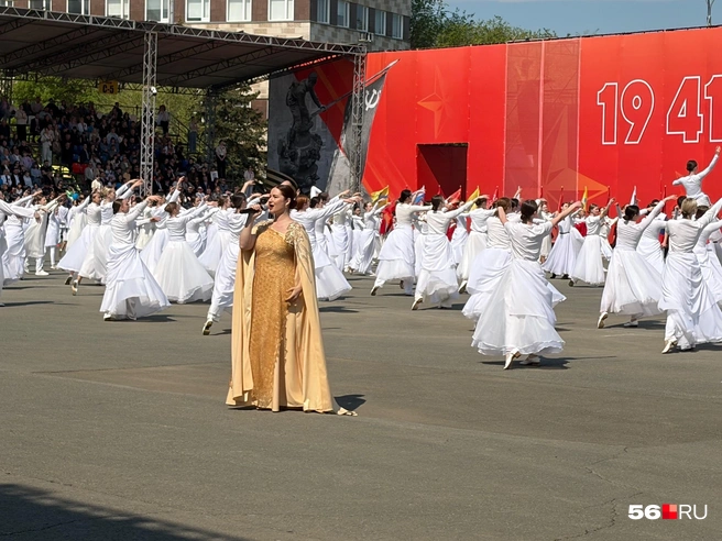 В Оренбург из Москвы приехала бывшая солистка филармонии Анастасия Меденюк | Источник: Николай Сальников / 56.RU