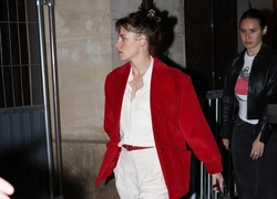 Кристен Стюарт в Париже