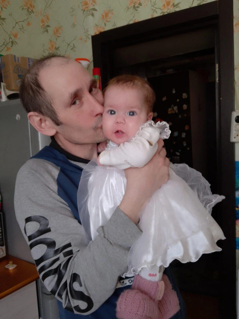 За пять лет в семье появились четверо детей, младшей дочке скоро год | Источник: Алена Тарабаева