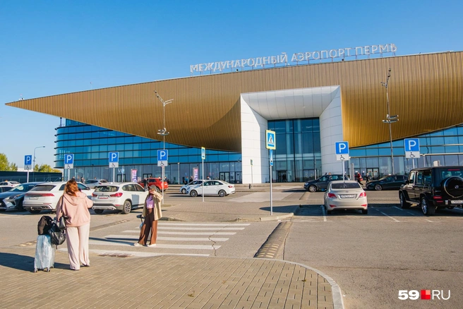 В аэропорту Перми с утра задерживают отправку и прибытие рейсов | Источник: Тимофей Калмаков / 59.RU