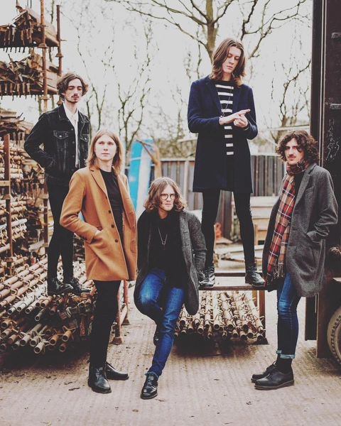 Blossoms выступят в Москве