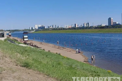 В Благовещенске сотрудницы пляжа вытащили из воды тонущего мальчика