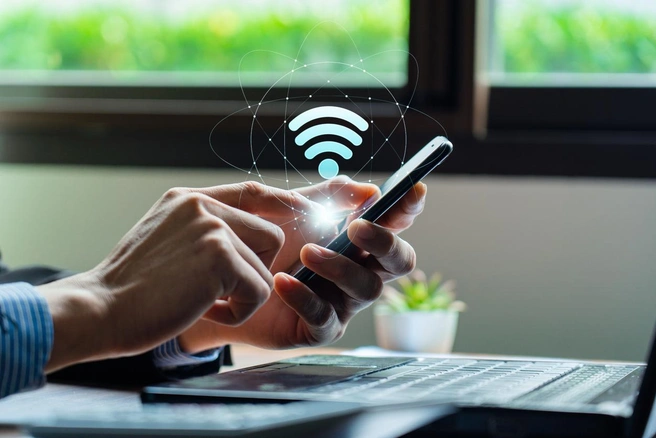Как быстро и без смс войти в Wi-Fi Билайна? Поможет Альфа ID | Источник: Shutthiphong Chandaeng, iStock.com
