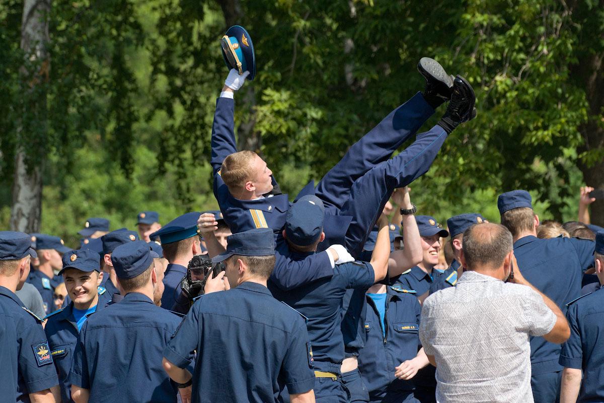 Родные курсантов сообщили о вспышке COVID-19 в ЧВВАКУШе Челябинском военном  училище штурманов 26 мая 2020 г - 26 мая 2020 - 74.ру