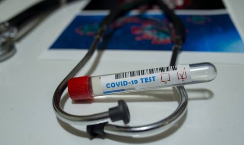 В Петербурге создали комиссию для медиков, которым отказали в выплате за заражение коронавирусом
