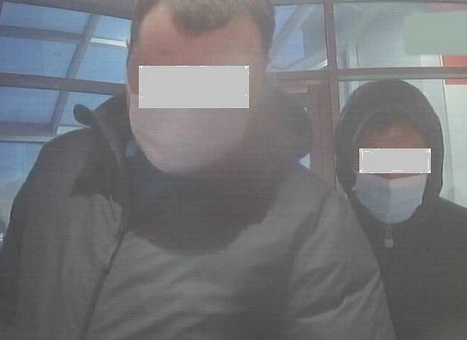 Двое барнаульцев обокрали рязанку под предлогом сохранения ее накоплений | ya62.ru