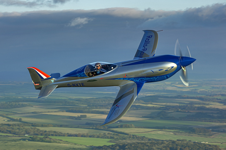 Внешне «Дух инноваций» — классический, даже старомодный спортивный самолет