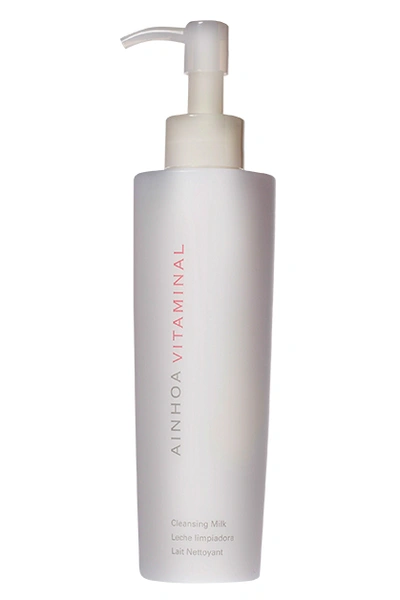 Очищающее молочко для лица Vitaminal, Ainhoa | Источник: Николай Гулаков, Глеб Кордовский