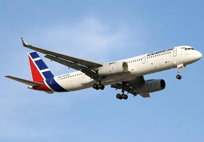 Самолет Туполев Ту-204-100Е авиакомпании «Cubana de Aviación» | Источник: Андре Дюпон / wikipedia / GNU FDL