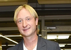 Евгений Плющенко планирует подать в суд из-за слухов о любовнице