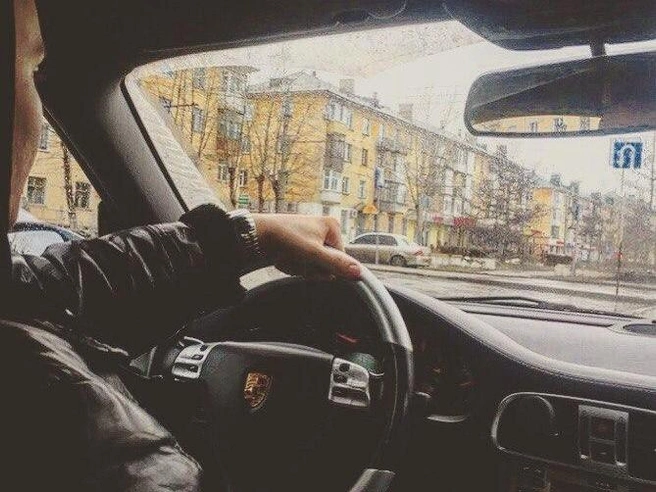 Сын Вячеслава Авдошина водил Porshe в 20 лет | Источник: Лев Авдошин / vk.com