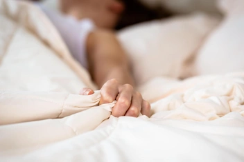 6 веских причин не симулировать оргазм: мнение сексологов