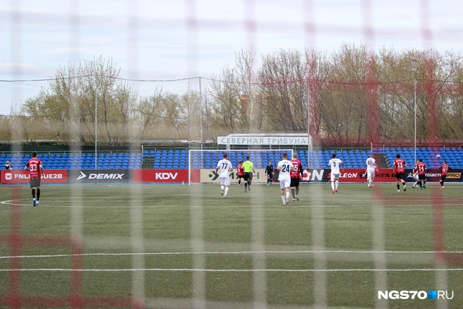 Игра закончилась счетом 0:0 | Источник: Варвара Фролова / NGS70.RU