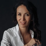 <p>Оксана Кузнецова</p>