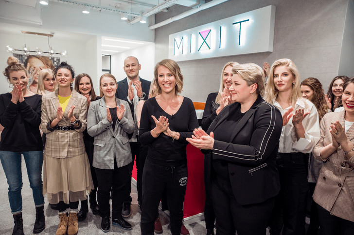 Just wow: Ксения Собчак стала амбассадором бренда Mixit