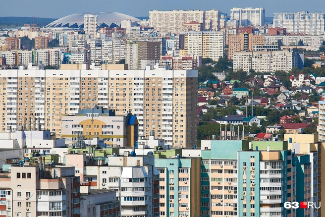 Стадион «Солидарность Арена», похожий на НЛО, трудно не заметить или не узнать | Источник: Роман Данилкин / 63.RU