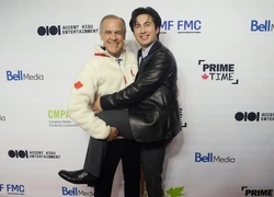 Флисовая куртка и объятия: все о встрече звезды «Жаркого соперничества» Хадсона Уильямса и премьер-министра Канады Марка Карни