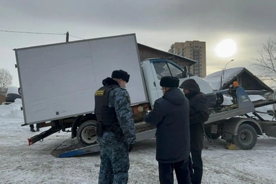 У должника по алиментам арестовали Газель