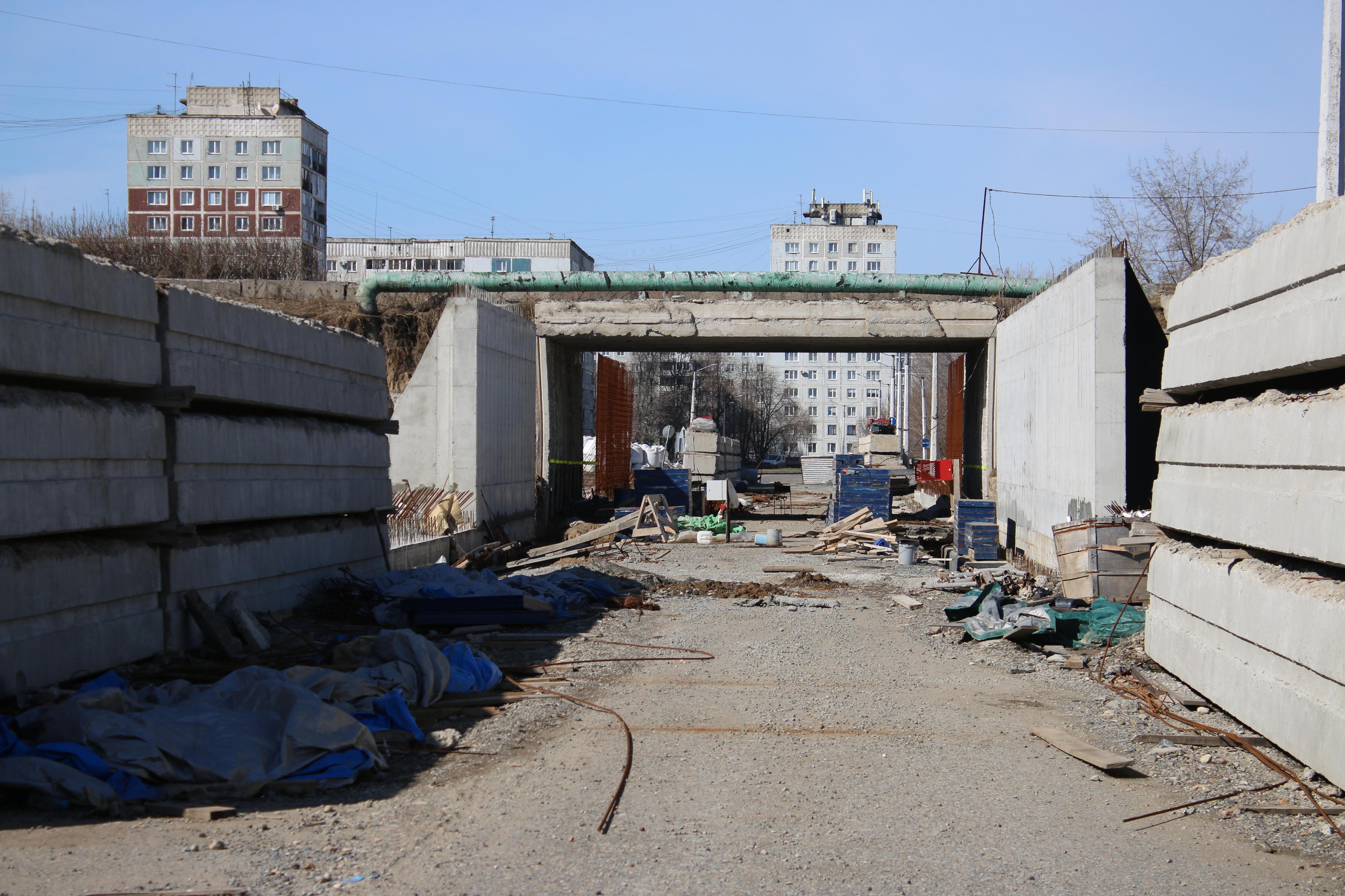 Тоннель закрыт с 2019 года, когда в его стенах обнаружили трещины | Источник: Игорь Епифанцев / NGS42.RU