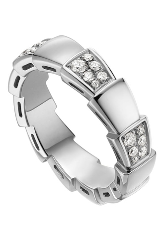 Кольцо из коллекции Serpenti: белое золото и бриллиантовое паве