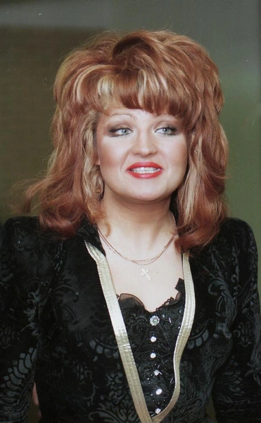 Певица Анастасия | www.starhit.ru