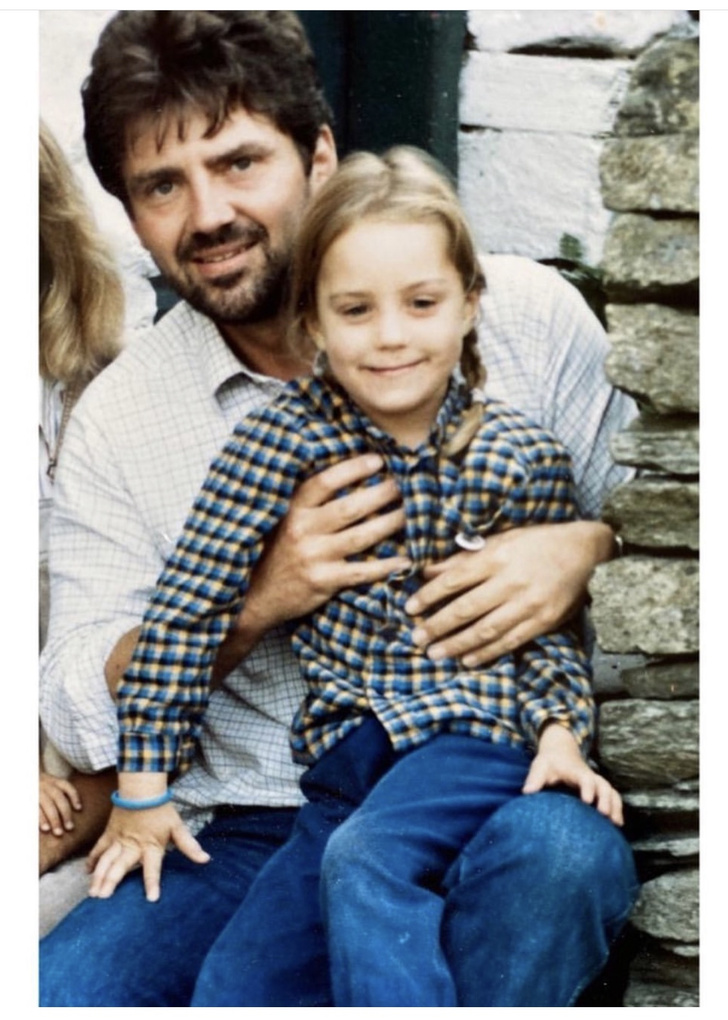 Кейт Миддлтон и принц Уильям: новые счастливые фото со своими папами