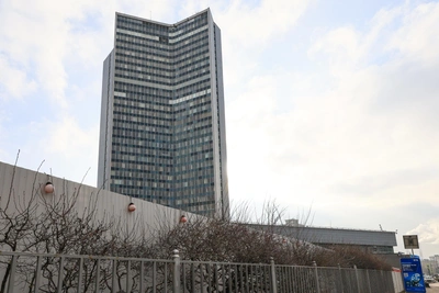 У дома-книжки на Новом Арбате началась подготовка к стройке