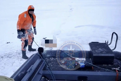 На Ладожском озере лыжник провалился под лёд