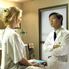 «Ты слишком легко родила, сейчас я покажу тебе, что значит больно»: женщины в Сети рассказали, что самое ужасное им говорили гинекологи