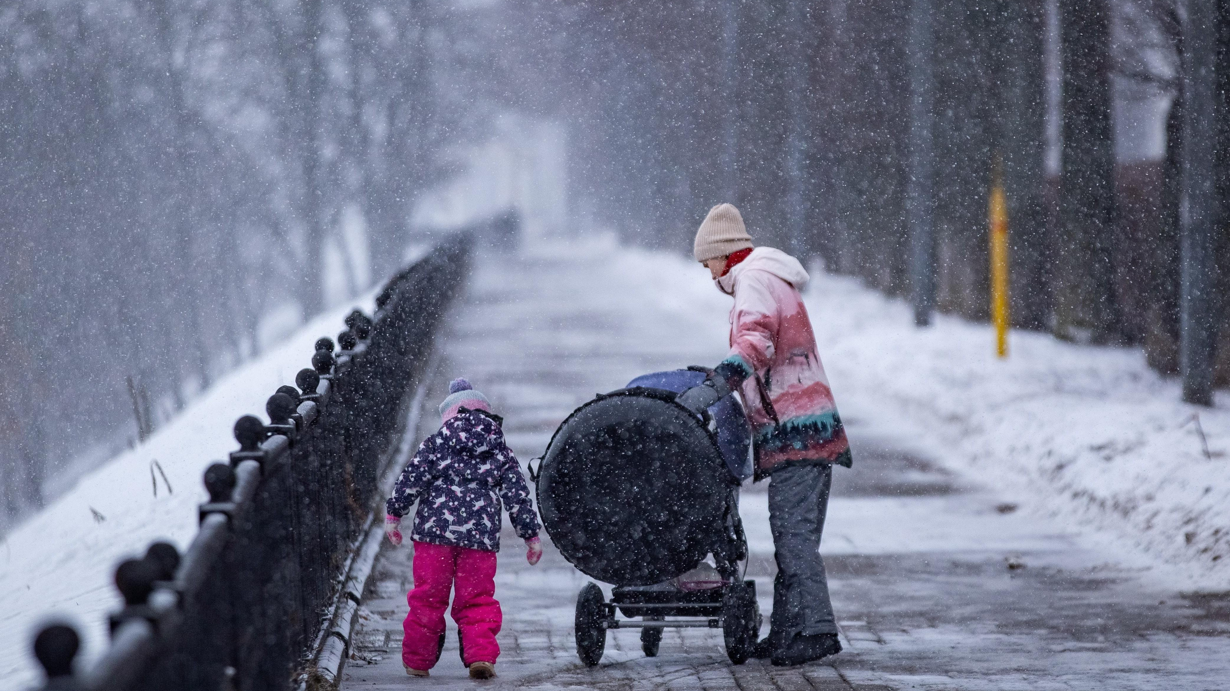 Из семейной ипотеки уберут одну категорию: их ставку хотят поменять — детали