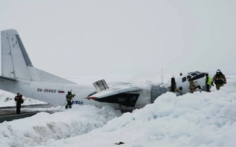 Ан-26 с пассажирами совершил жесткую посадку: 4 фото с места ЧП в ЯНАО