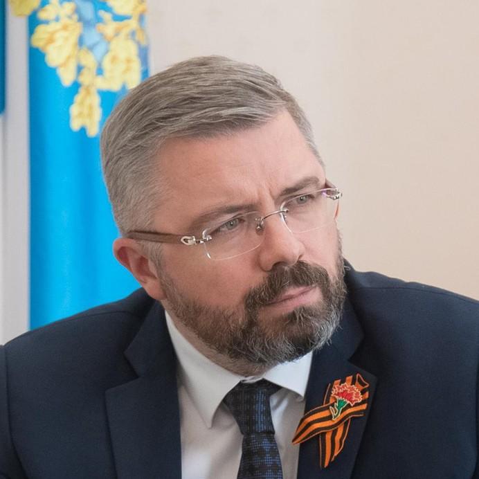 <p>Дмитрий Рожин</p>