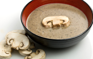 Обед гурмана: суп-пюре из шампиньонов со сливками