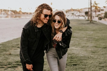 Тест: ONS, FWB, LTR — какой формат отношений вам подойдет?