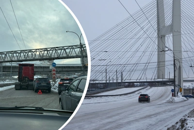 Пробка на площади Труда из-за аварии с фурой и внедорожником