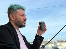 Дизайнер Артемий Лебедев разводится с женой, которая родила ему шестерых детей