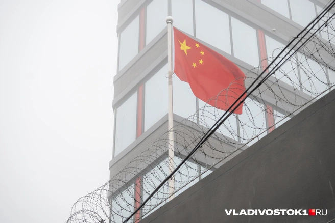 Генконсульство КНР предупредило своих граждан, что для получения ВНЖ в России им придется отслужить в армии. Это правда? | Источник: елена Буйвол / VLADIVOSTOK1.RU