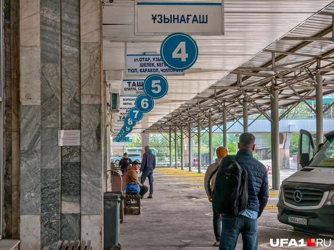 Автовокзал советской постройки в Алма-Ате | Источник: Булат Салихов / UFA1.RU