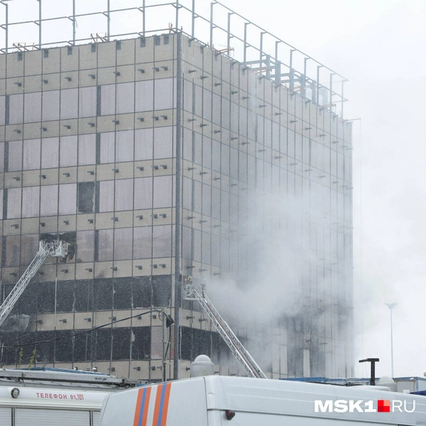 Фото пожара во 2-м Амбулартном проезде | Источник: Дмитрий Толстошеев / MSK1.RU