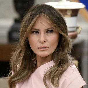 Куда (снова) пропала Мелания Трамп