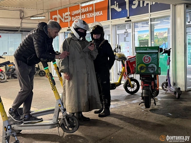 Что происходит в ресторанах и у доставщиков на фоне проблем «Яндекса» | Источник: Марина Мамонтова/ FONTANKA.RU