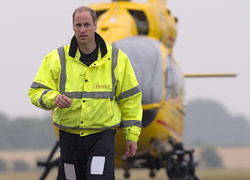 Принц Уильям спас ребенка в автокатастрофе