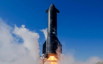 Компания SpaceX провела тестовый прожиг двигателей второй ступени Starship в преддверии нового испытательного пуска перспективной ракеты-носителя (ВИДЕО)